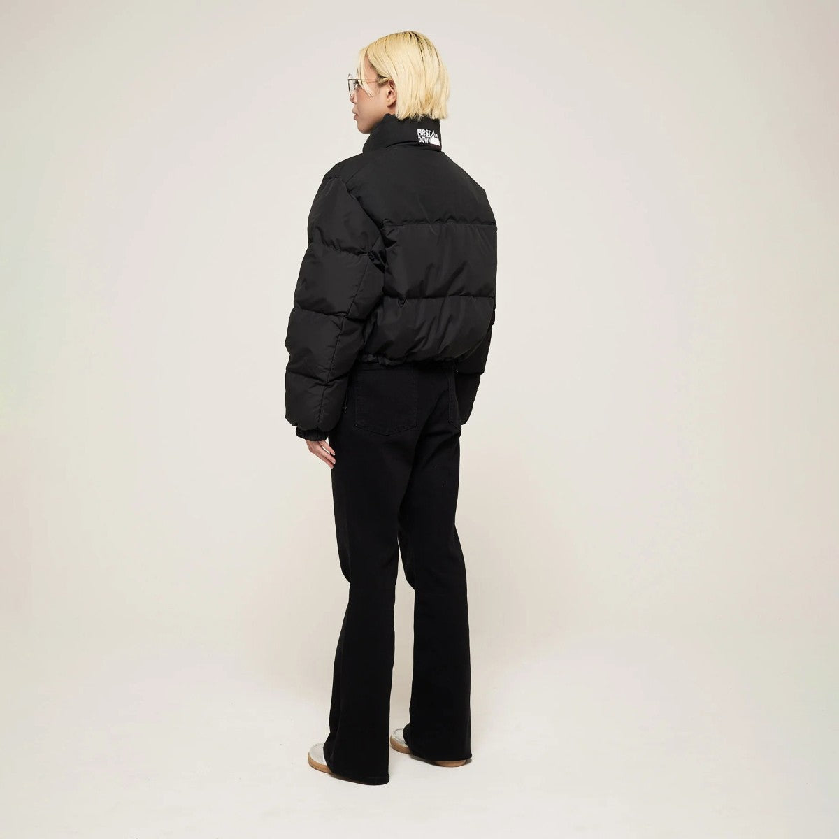 FIRST DOWN SHORT BUBBLE DOWN JKT MICROFT(R) ファーストダウン ショート バブルダウンジャケット マイクロフト F942030【レディース ショートダウン 撥水 防風 保温性 25FW】