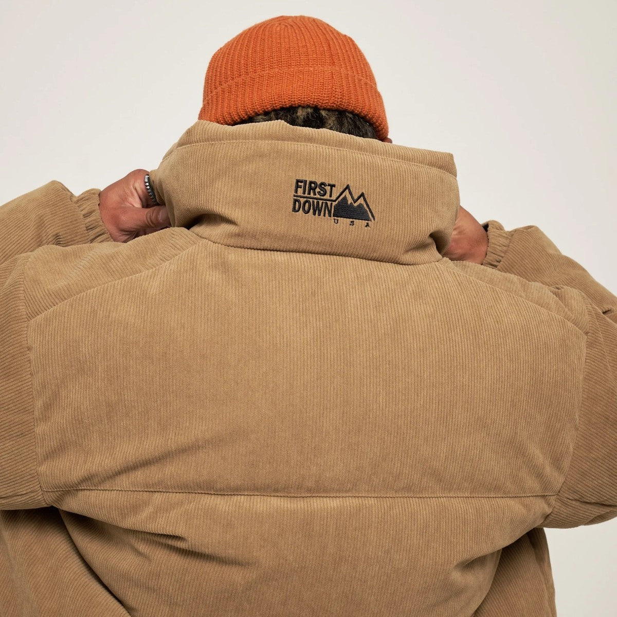 FIRST DOWN BUBBLE DOWN JKT CORDUROY ファーストダウン バブルダウンジャケット コーデュロイ F942032【メンズ ダウンジャケット コーデュロイ リバーシブル 保温性 軽量 25FW】