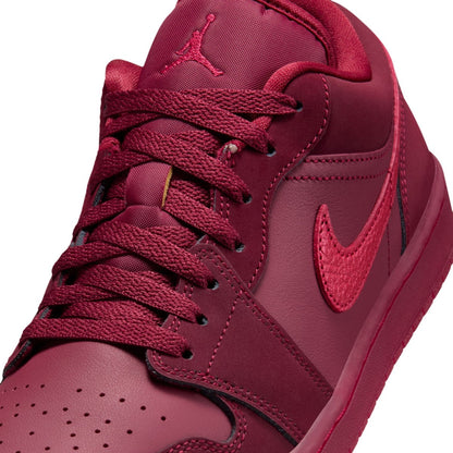 JORDAN BRAND Air Jordan 1 Low Se ジョーダンブランド エア ジョーダン 1 Low Se IB7012-600【メンズ クラシックスタイル 耐久性 軽量 クッション性 26SS】