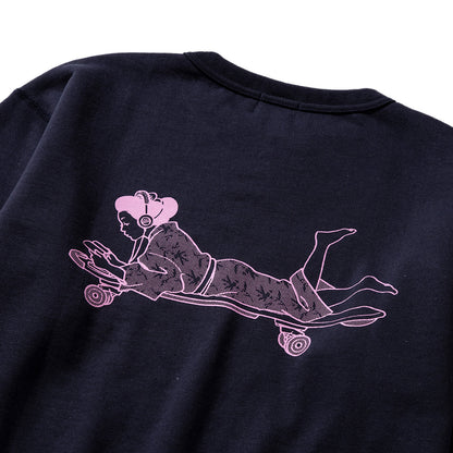 坩堝 BOOK WORM CREW SWEAT (RUTSUBO×YU SUDA) RUTSUBO ブックワーム クルー スウェット R25HO-SUDA-PF3【メンズ クルースウェット グラフィック 肉厚スウェット 90年代 スケート 25FW】