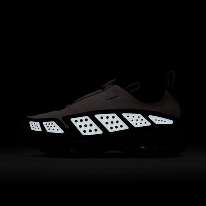 NIKE Air Max SNDR ナイキ ウィメンズ エア マックス SNDR FZ2068-003【レディース クッショニング 衝撃吸収 快適な履き心地 ラバーアウトソール 26SS】