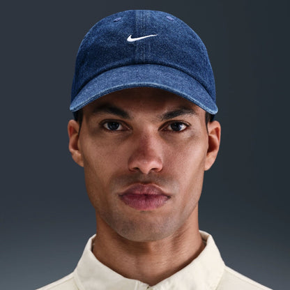 NIKE Unstructured Denim Cap ナイキ アンストラクチャード デニム キャップ HF0383【メンズ キャップ ウォッシュ加工 オーガニックコットン サステナブル 26SS】