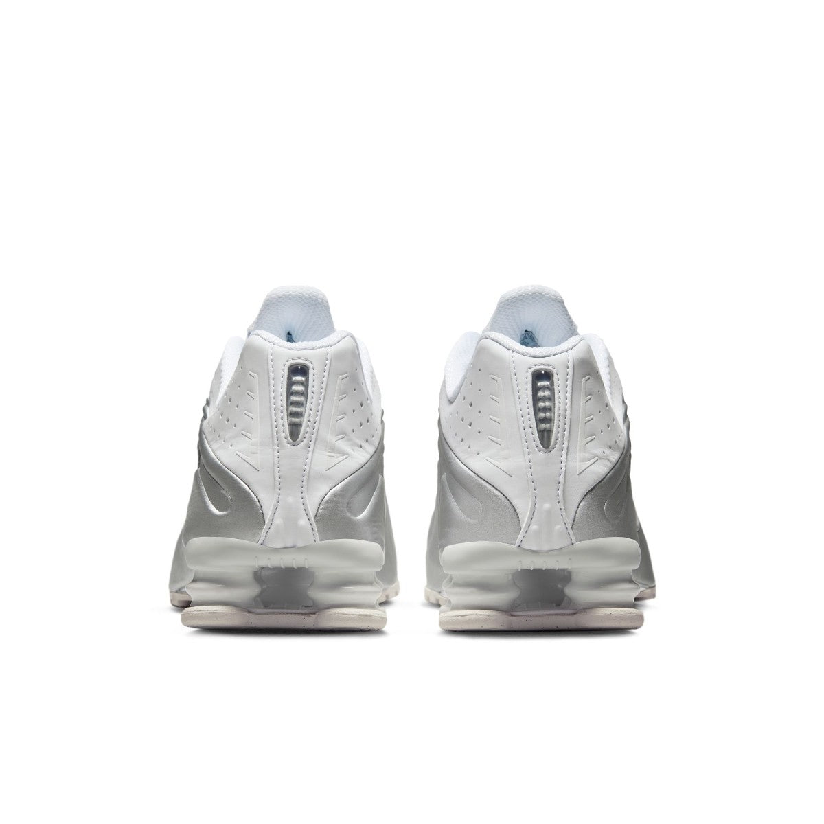 NIKE Shox R4 ナイキ ショックス R4 HQ1988-101【メンズ ハイテクスニーカー 反発力 クッションシステム 通気性 26SS】