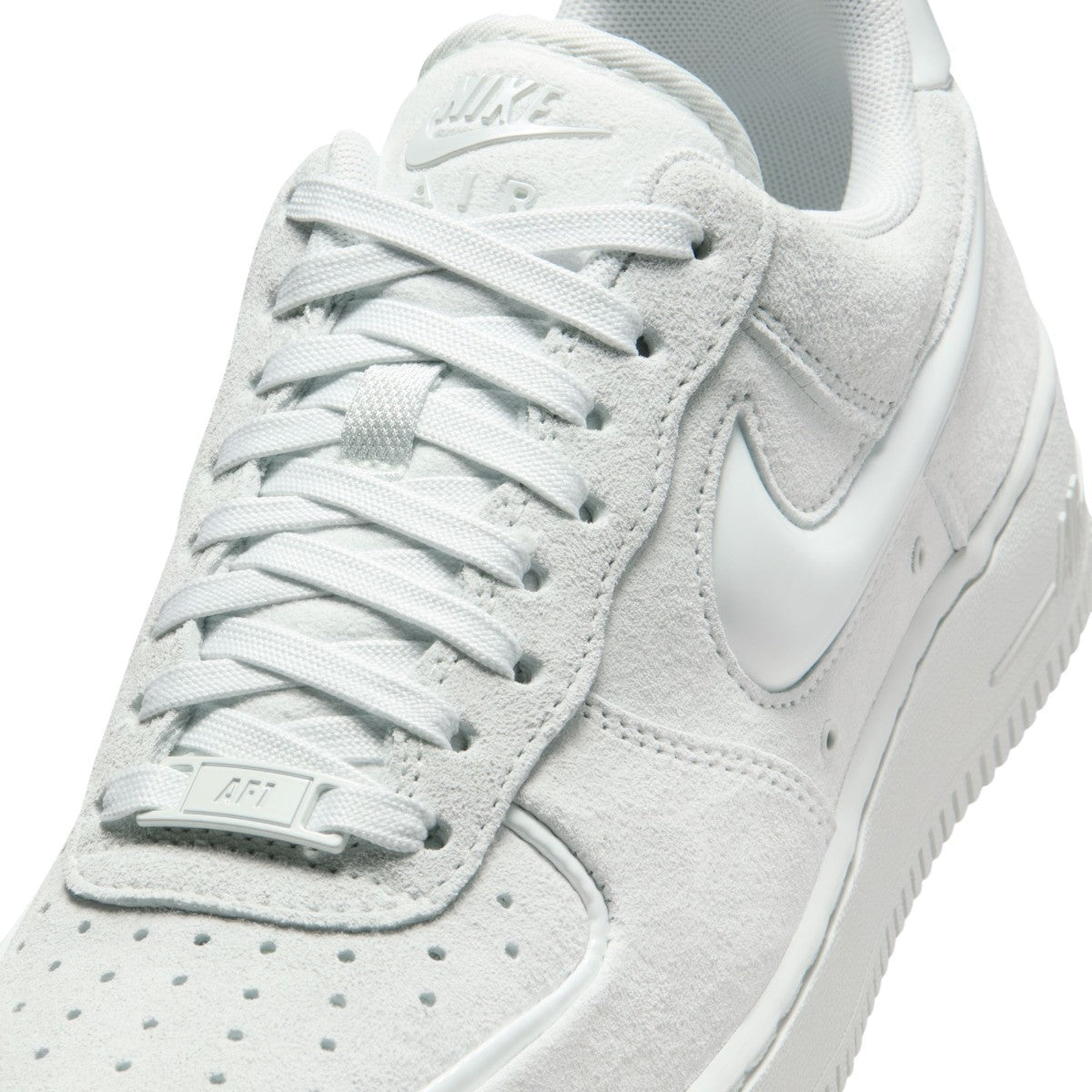 NIKE Air Force 1 '07 ナイキ ウィメンズ エア フォース 1 ’07 HV4406-100【レディース スニーカー 耐久性 快適性 クッション性 通気性 26SS】