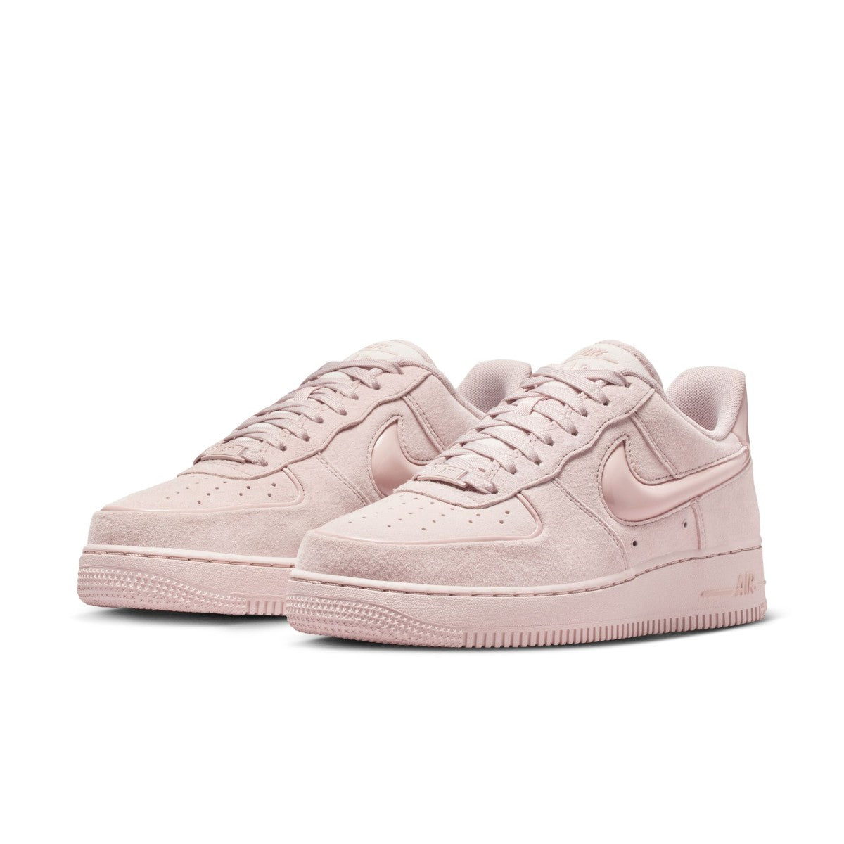 NIKE Air Force 1 '07 ナイキ ウィメンズ エア フォース 1 ’07 HV4406-601【レディース スニーカー 耐久性 快適性 クッション性 通気性 26SS】