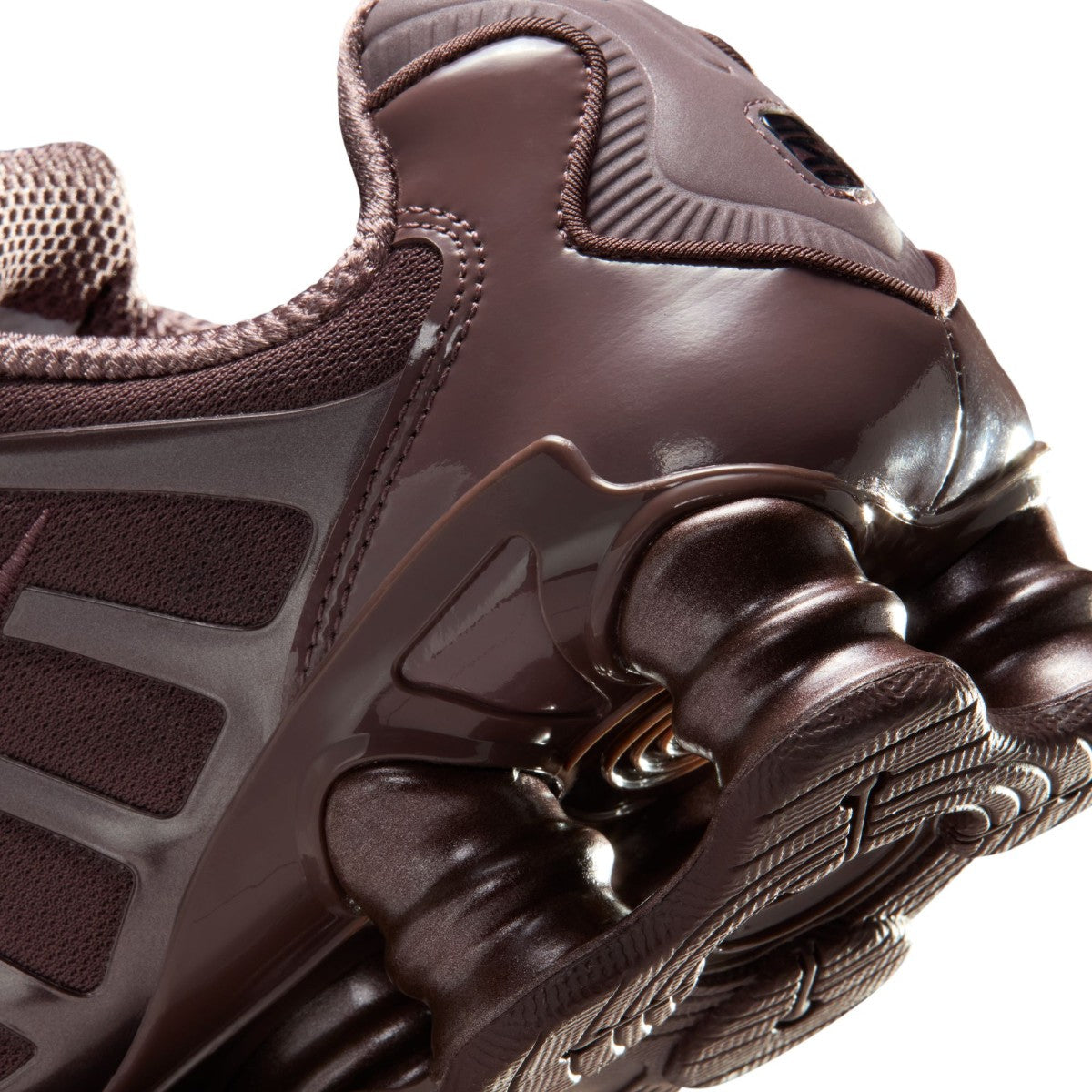 NIKE Shox TL ナイキ ウィメンズ ショックス TL IB1087-500【レディース 衝撃吸収 クッショニング 安定性 メッシュアッパー 反発性 耐久性 26SS】