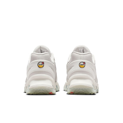 NIKE Air Max Dn8 Leather ナイキ エアマックス Dn8 レザー IB6381-001【メンズ クッショニング 反発力 耐久性 快適性 26SS】