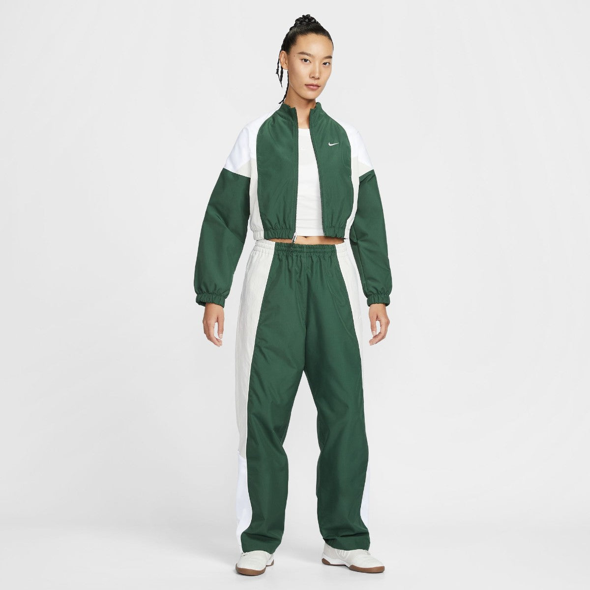 NIKE Women's NSW Shrunken Track Jacket ナイキ ウィメンズ NSW シュランクン トラックジャケット IF0217【レディース トラックジャケット クロップド丈 軽量アウター 撥水素材 メッシュ 26SS】