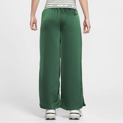 NIKE Women's Loose Mid-Rise Satin Pants ナイキ ウィメンズ ルーズ ミッドライズ サテンパンツ IH1327【レディース ワイドパンツ サテン素材 リラックスフィット ポケット 26SS】