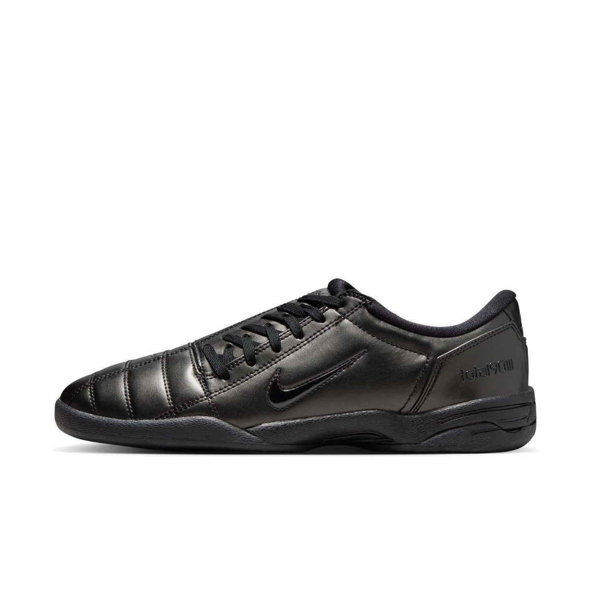 NIKEトータル90 NIKE Total 90 IM7595-002 – Kinetics（キネティクス）｜OFFICIAL