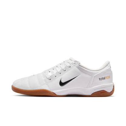 NIKE Total 90 ナイキ ウィメンズ T90 IO2387-100【レディース スニーカー フットボール レトロ Y2K グリップ 26SS】