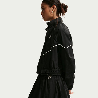 NIKE Women's Loose Bubble Skirt ナイキ ウィメンズ ルーズ バブル スカート IQ0062【レディース 撥水素材 伸縮性ウエスト ポケット付き 軽量素材 26SS】