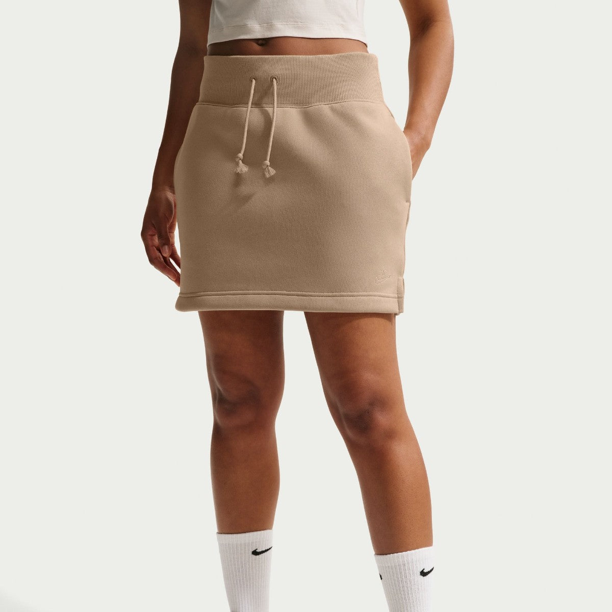 NSW Phoenix Fleece Women's High-Waisted Slim Mini Skirt