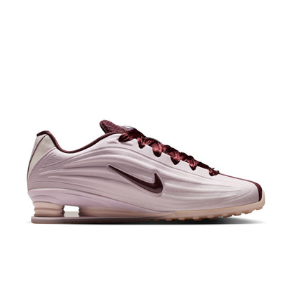 NIKE Shox Z SE ナイキ ウィメンズ ショックス Z SE IQ3364-627【レディース ランニングシューズ クッショニング 通気性 耐久性 トラクション 26SS】