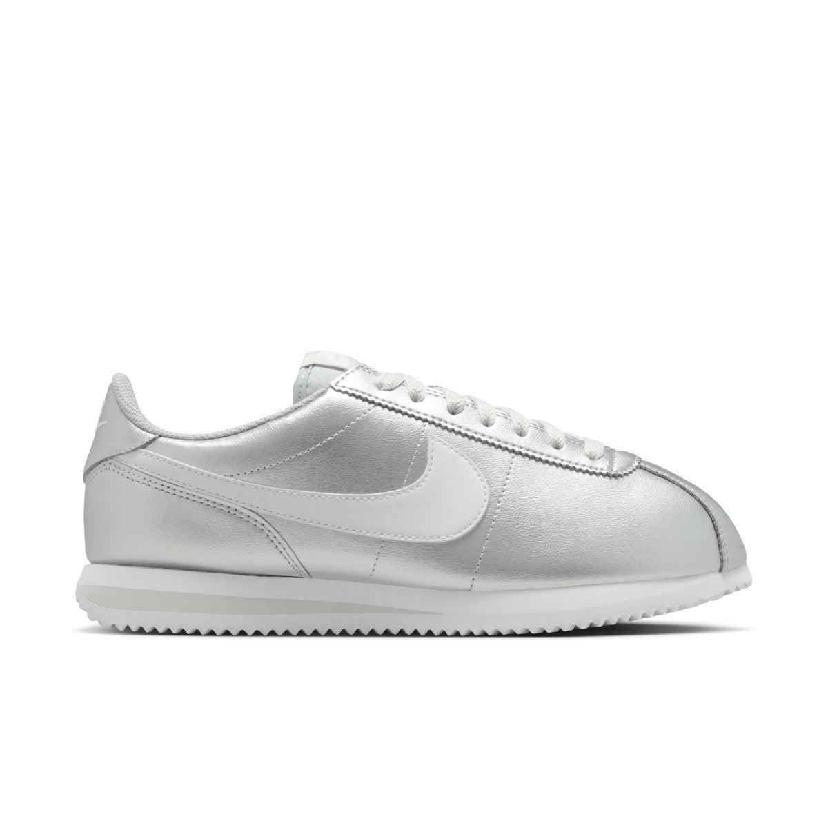 NIKE Cortez ナイキ ウィメンズ コルテッツ IR0042-001【レディース スニーカー ローカットシューズ メタリック 耐久性 26SS】