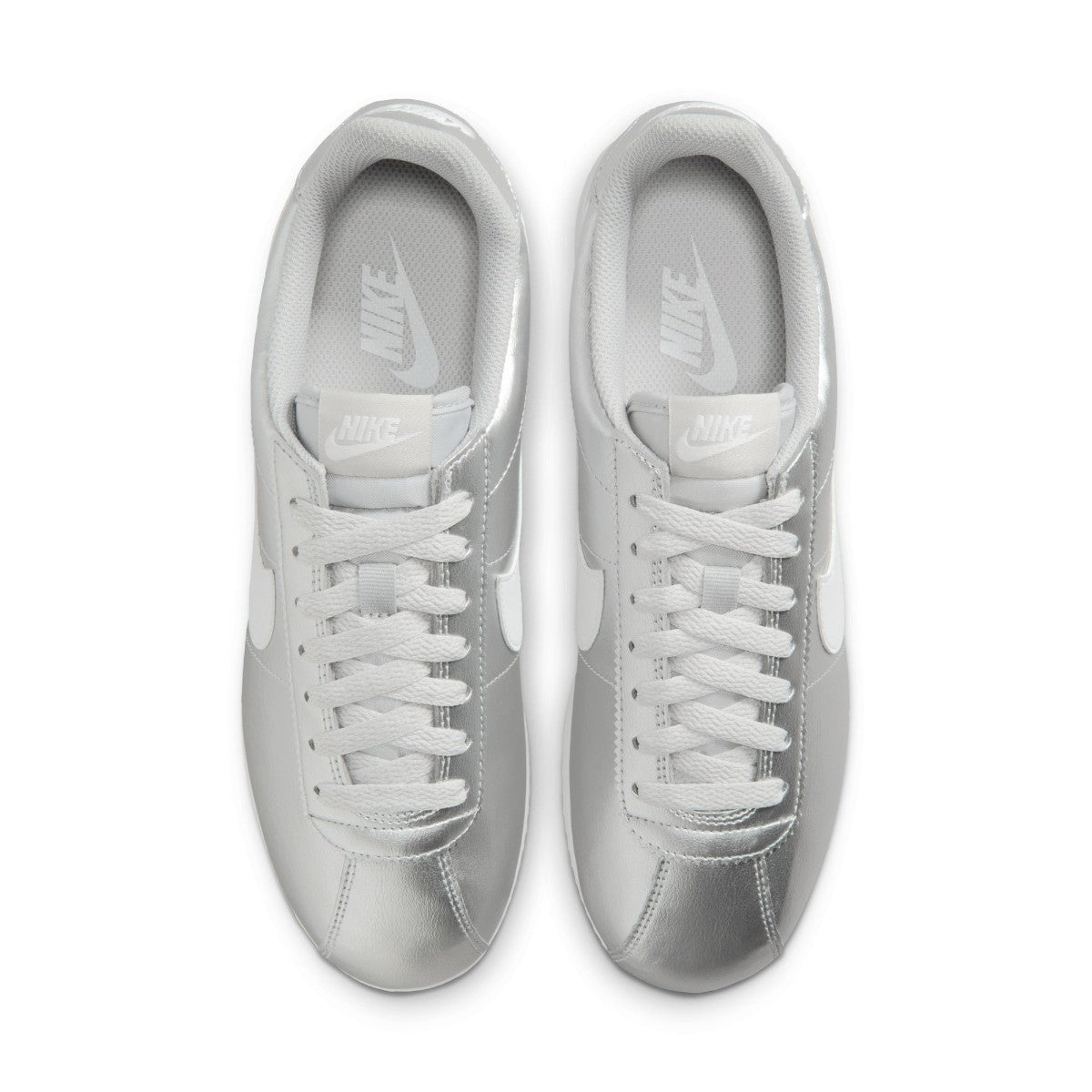 NIKE Cortez ナイキ ウィメンズ コルテッツ IR0042-001【レディース スニーカー ローカットシューズ メタリック 耐久性 26SS】