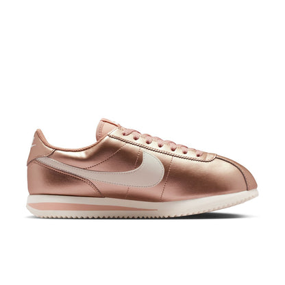 NIKE Cortez ナイキ ウィメンズ コルテッツ IR0042-900【レディース クッショニング 耐久性 安定感 トラクション 快適な履き心地 26SS】