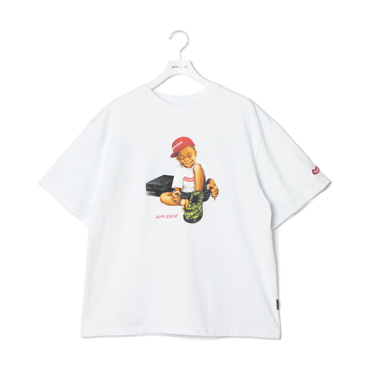 APPLEBUM “Brand New Kicks (Pixel Camo)” T-Shirt アップルバム “ブランニューキックス (ピクセルカモ)” Tシャツ GT2521101【メンズ 綿100％ 天竺生地 グラフィック 2000年代 25FW】