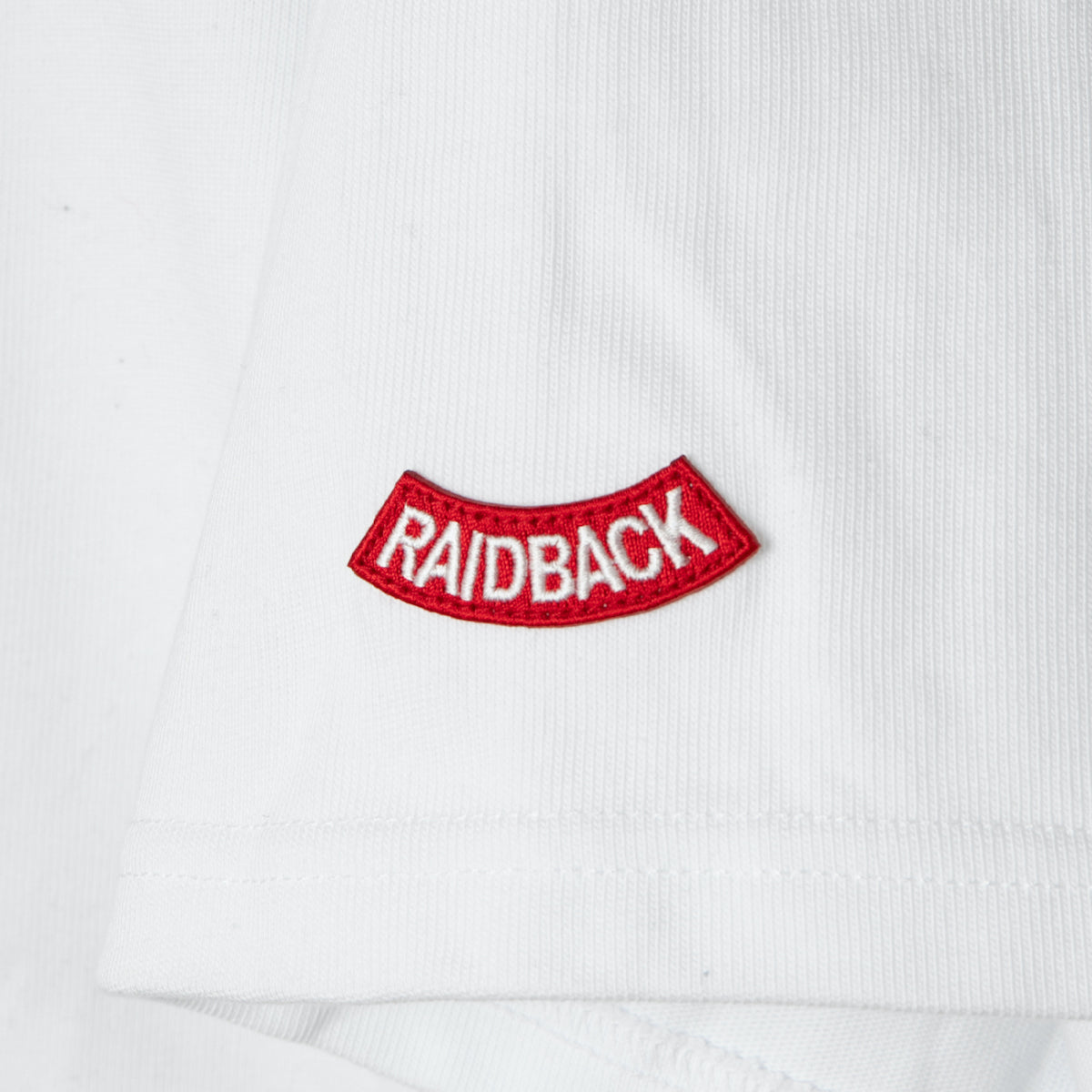 APPLEBUM “Brand New Kicks (Pixel Camo)” T-Shirt アップルバム “ブランニューキックス (ピクセルカモ)” Tシャツ GT2521101【メンズ 綿100％ 天竺生地 グラフィック 2000年代 25FW】