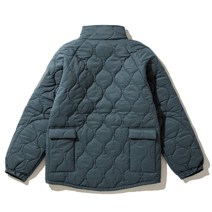 WILD THINGS WILD THINGS x Kinetics “QUILTED HAPPY JACKET” ワイルドシングス ワイルドシングス × キネティクス “キルテッド ハッピー ジャケット” 25427SN-KN【メンズ ジャケット ミリタリー キルティング 防寒アウター 25FW】