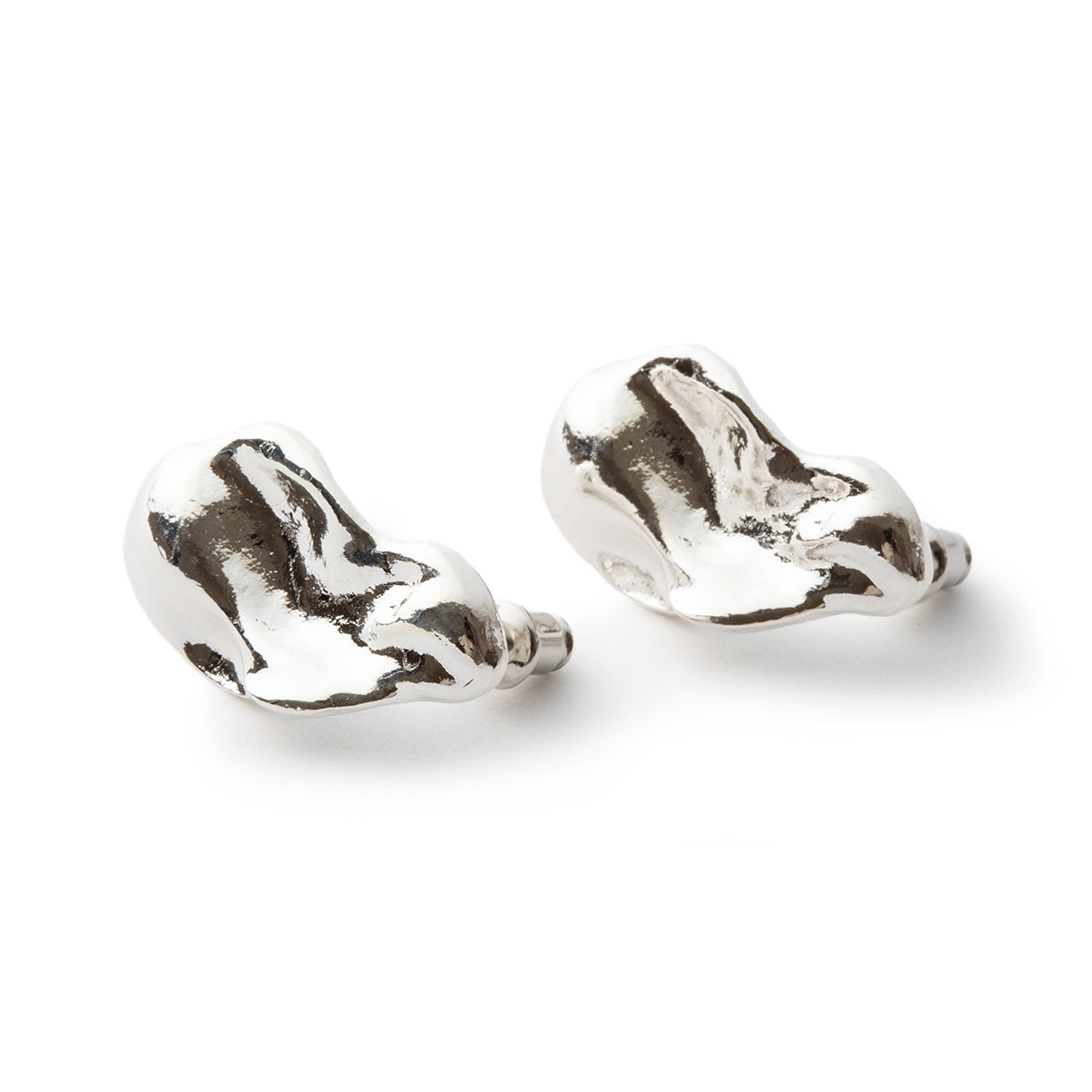 LAPUIS Oyster pierced earrings ラピュイ オイスター ピアス 254-220112-SLR【レディース 日本製 26SS】