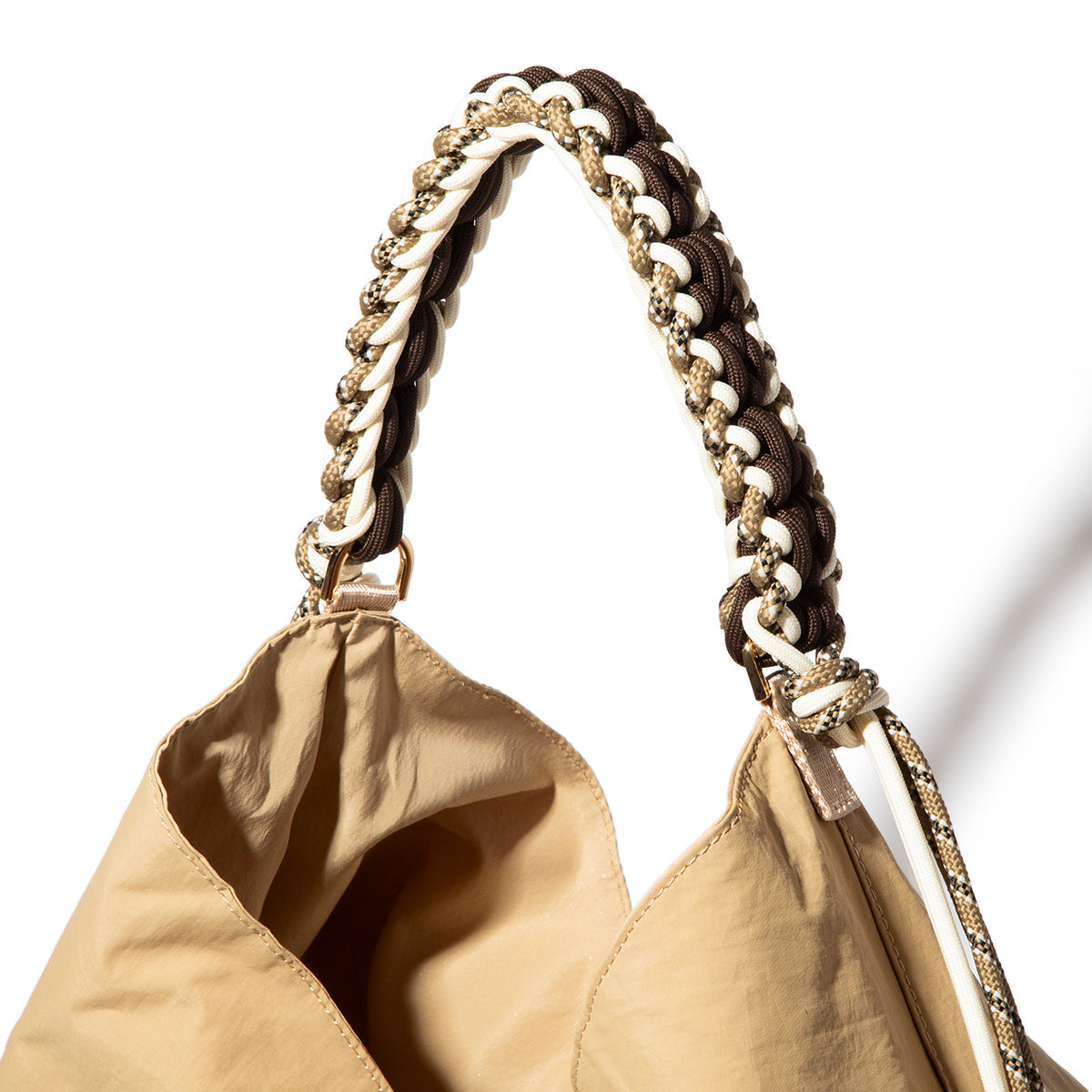 LE VERNIS Paracord one handle tote ル・ベルニ パラコード ワンハンドル トート 234-210516【レディース 撥水 大容量 26SS】