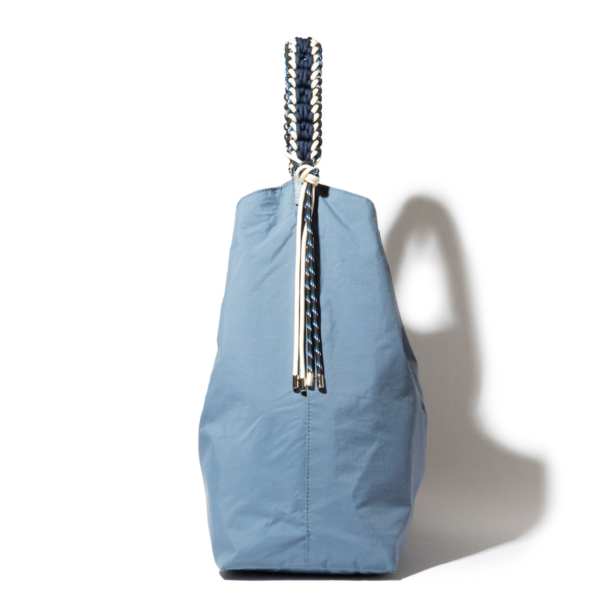 LE VERNIS Paracord one handle tote ル・ベルニ パラコード ワンハンドル トート 234-210516【レディース 撥水 大容量 26SS】