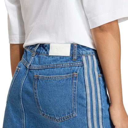 adidas originals 3 Stripes Denim Skirt アディダスオリジナルス スリーストライプス スカート デニム KD2901【レディース デニムスカート ミッドライズ レギュラーフィット ボタン留め 26SS】