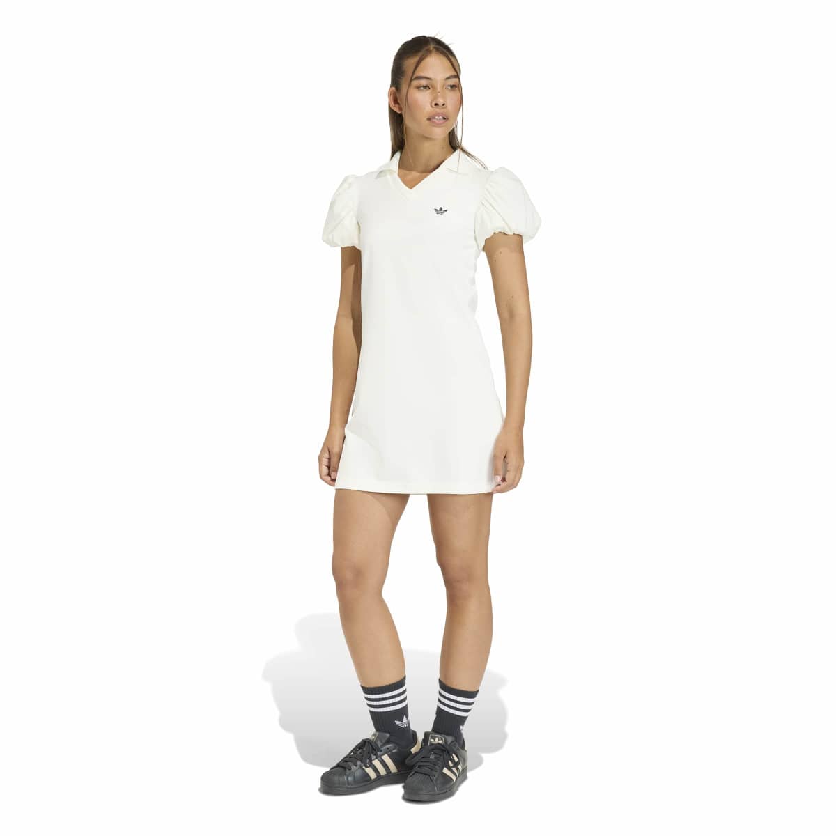 adidas originals DRESS WITH BALLOON SLEEVES アディダスオリジナルス バルーンスリーブ付きワンピース KE3437【レディース スリムフィット バルーンスリーブ ニット Vネック カジュアル モダン 26SS】