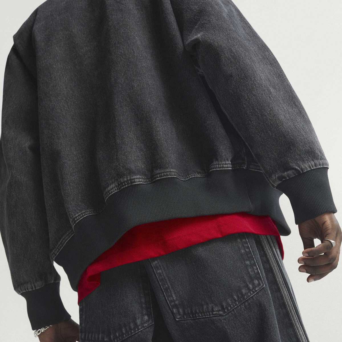adidas originals Adicolor Denim Firebird Track Top アディダスオリジナルス アディカラー デニム フファイヤーバード トラックトップ KD1516【メンズ デニム トラックトップ ルーズフィット フルジップ 機能性 26SS】