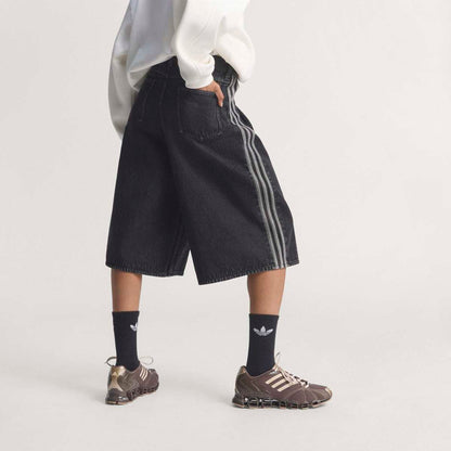 adidas originals Firebird Jorts Denim アディダスオリジナルス ファイアバード ジョーツ デニム KD2916【レディース オーバーサイズ ストリート ジーンズショーツ リラックススタイル 耐久性 26SS】