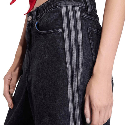 adidas originals Firebird Jorts Denim アディダスオリジナルス ファイアバード ジョーツ デニム KD2916【レディース オーバーサイズ ストリート ジーンズショーツ リラックススタイル 耐久性 26SS】