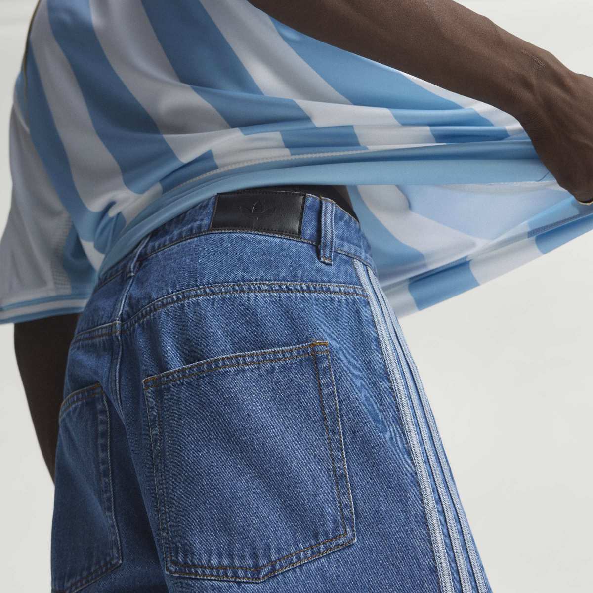 adidas originals FIREBIRD ADICOLOR DENIM PANTS アディダスオリジナルス ファイヤーバード アディカラー デニム パンツ KD1499【メンズ デニムパンツ ミッドライズ ストリート クラシック  26SS】