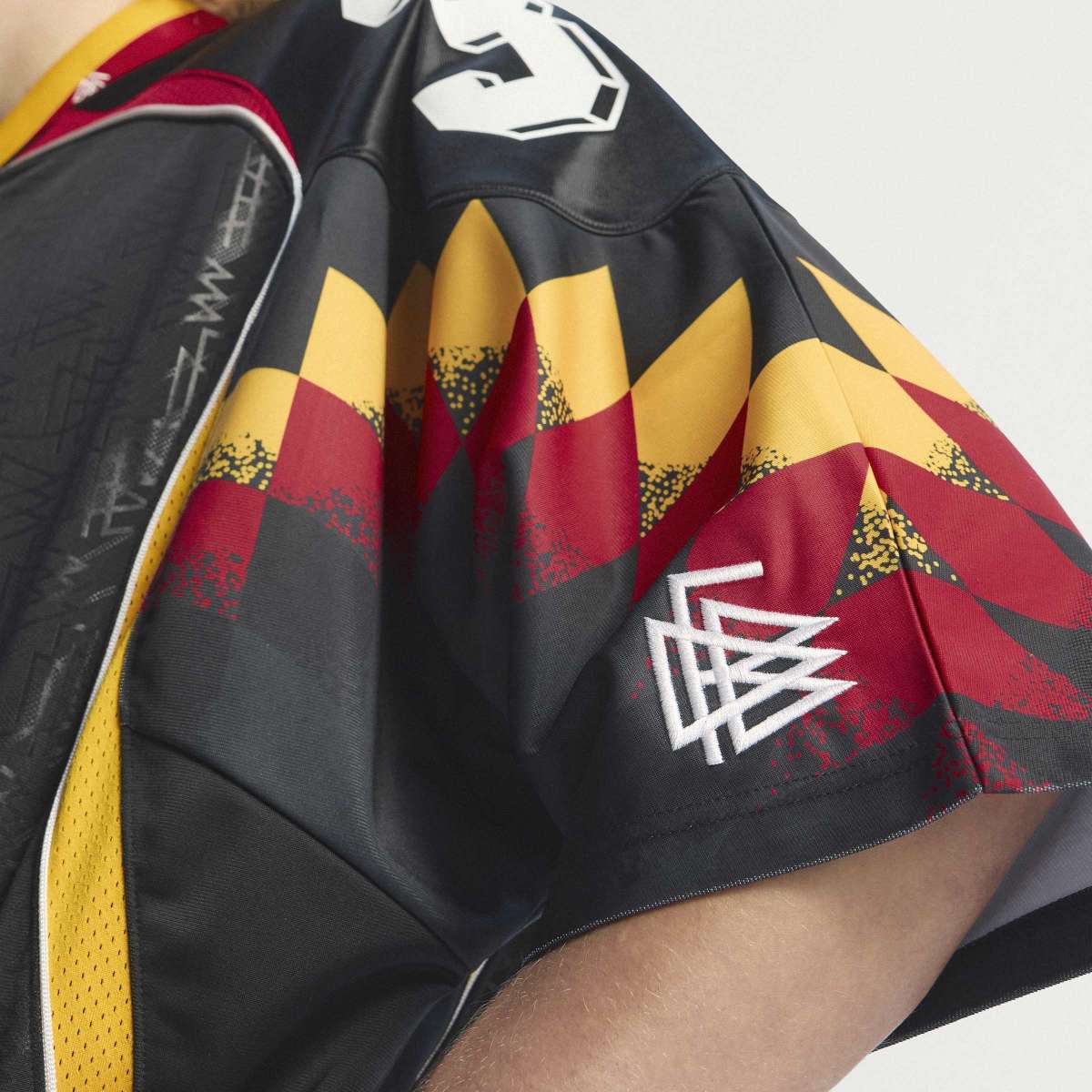 adidas originals BRING BACK REMIX GERMANY JERSEY アディダスオリジナルス ブリングバック リミックス ドイツ ジャージ KD5980【メンズ オーバーサイズ ストリート カジュアル リラックスフィット モダン 26SS】