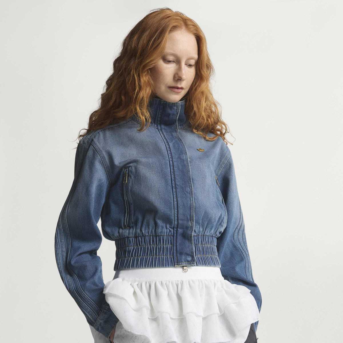 adidas originals Denim Track Top アディダスオリジナルス デニム トラックトップ KE1072【レディース デニム トラックトップ フィット感 ハイネック ボタン留め 耐久性 26SS】