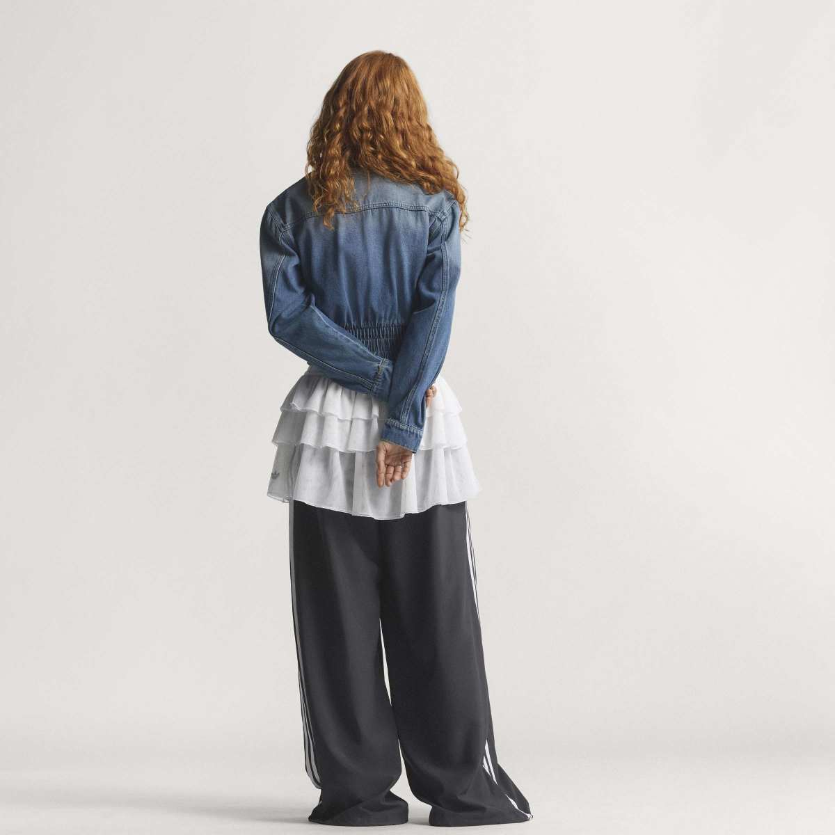 adidas originals Denim Track Top アディダスオリジナルス デニム トラックトップ KE1072【レディース デニム トラックトップ フィット感 ハイネック ボタン留め 耐久性 26SS】