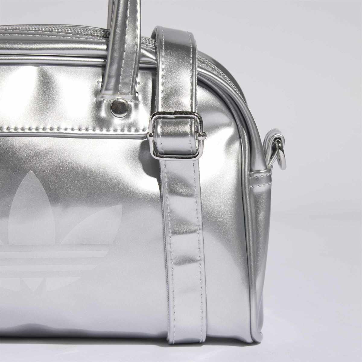 adidas originals ADICOLOR MINI BOWLING BAG アディダスオリジナルス アディカラー ミニボウリングバッグ KD7839【レディース ミニバッグ パテント素材 光沢 コンパクト 26SS】