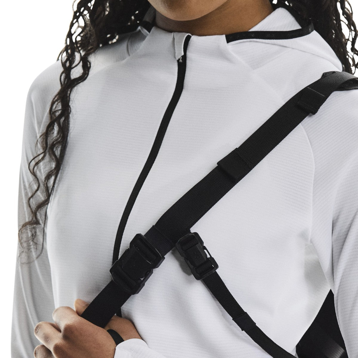 On Sling Pack 9L オン スリングパック 9L 2UF30162130【メンズ スリングバッグ コンパクトバッグ 軽量バッグ タブレット収納バッグ 小型バッグ 26SS】