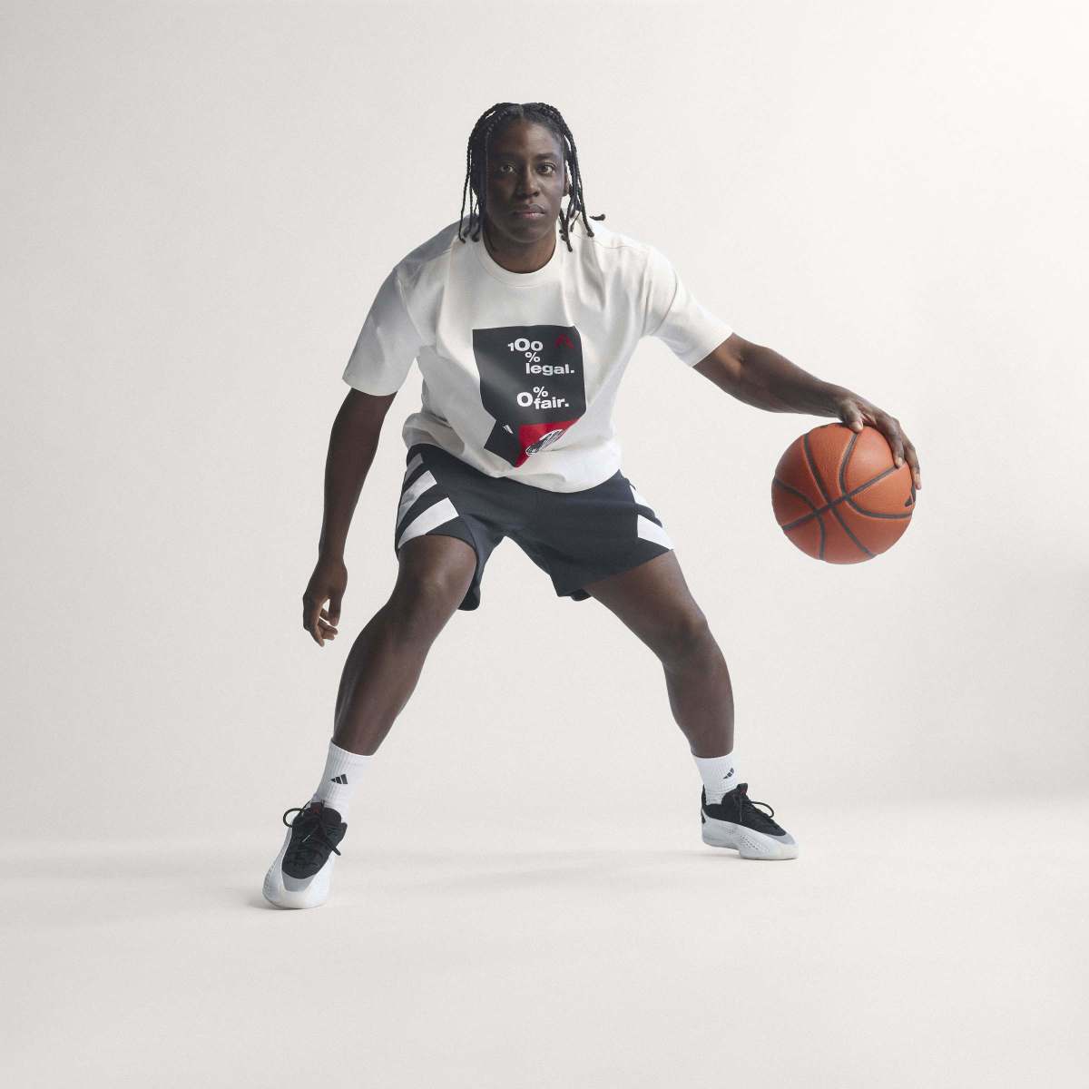 ADIDAS ANTHONY EDWARDS ARCHIVE SHORT-SLEEVE TEE アディダス アンソニー・エドワーズ アーカイブ 半袖Tシャツ KF8970【メンズ クルーネック ルーズフィット カジュアル デイリーユース ジャージー 26SS】