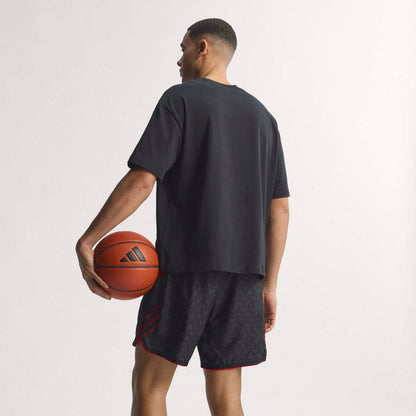 ADIDAS ANTHONY EDWARDS WORLD OF FIVE SHORT-SLEEVE TEE アディダス アンソニー・エドワーズ ワールド オブ ファイブ 半袖Tシャツ KF8974【メンズ ルーズフィット カジュアル デイリーユース  26SS】