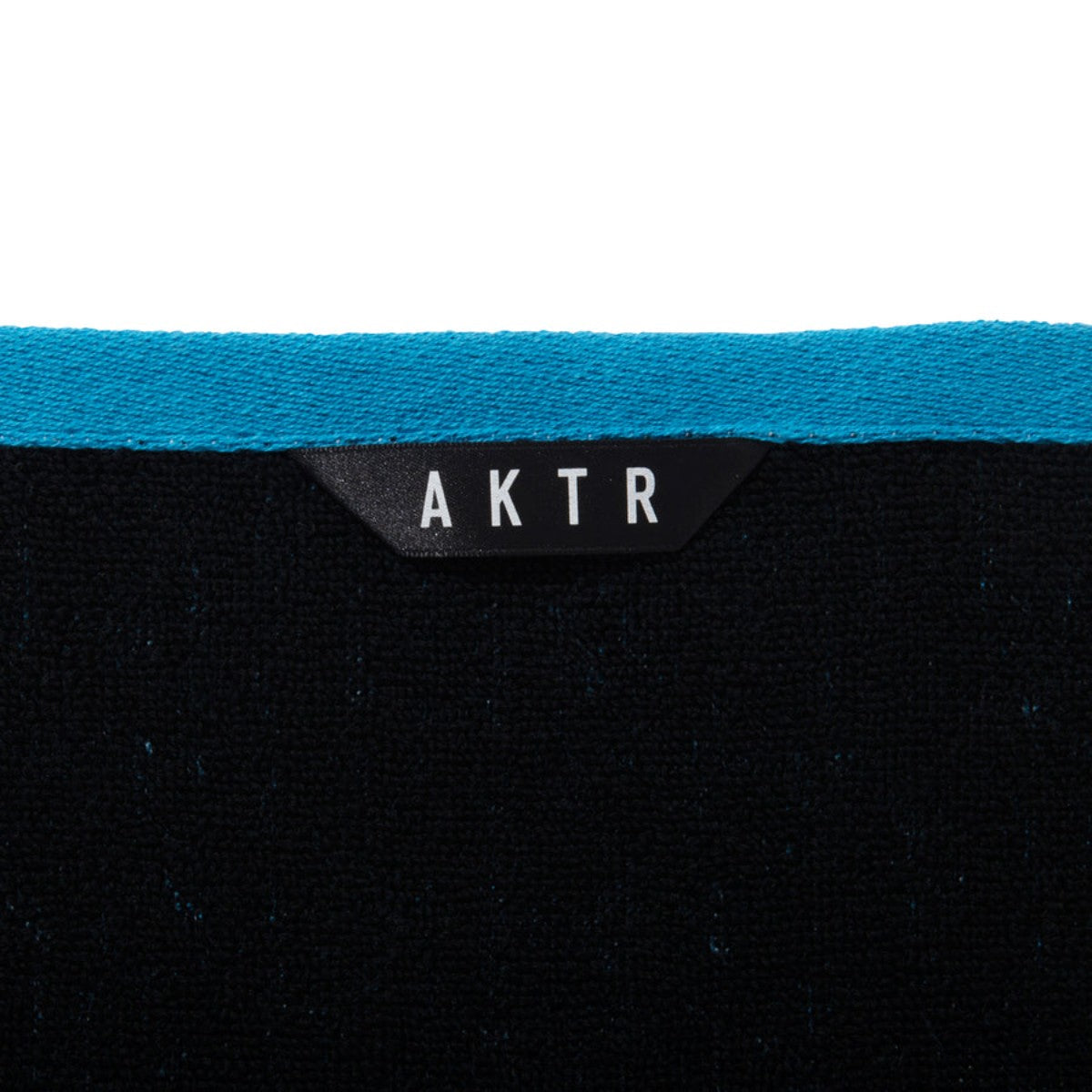 AKTR BIG SPORTS TOWEL "TRI-LINE" アクター ビッグスポーツタオル"トライライン" 126-020021【メンズ スポーツタオル 大判タオル 綿タオル 吸水性 タオル 26SS】