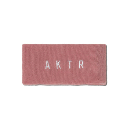 AKTR HEAD BAND CLASSIC MID アクター ヘッドバンド クラシック ミッド 126-041021【メンズ ヘッドバンド スポーツアクセサリー 刺繍入り 調節可能 26SS】