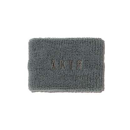 AKTR WRIST BAND CLASSIC アクター リストバンド クラシック 126-042021【メンズ リストバンド スポーツアクセサリー 26SS】