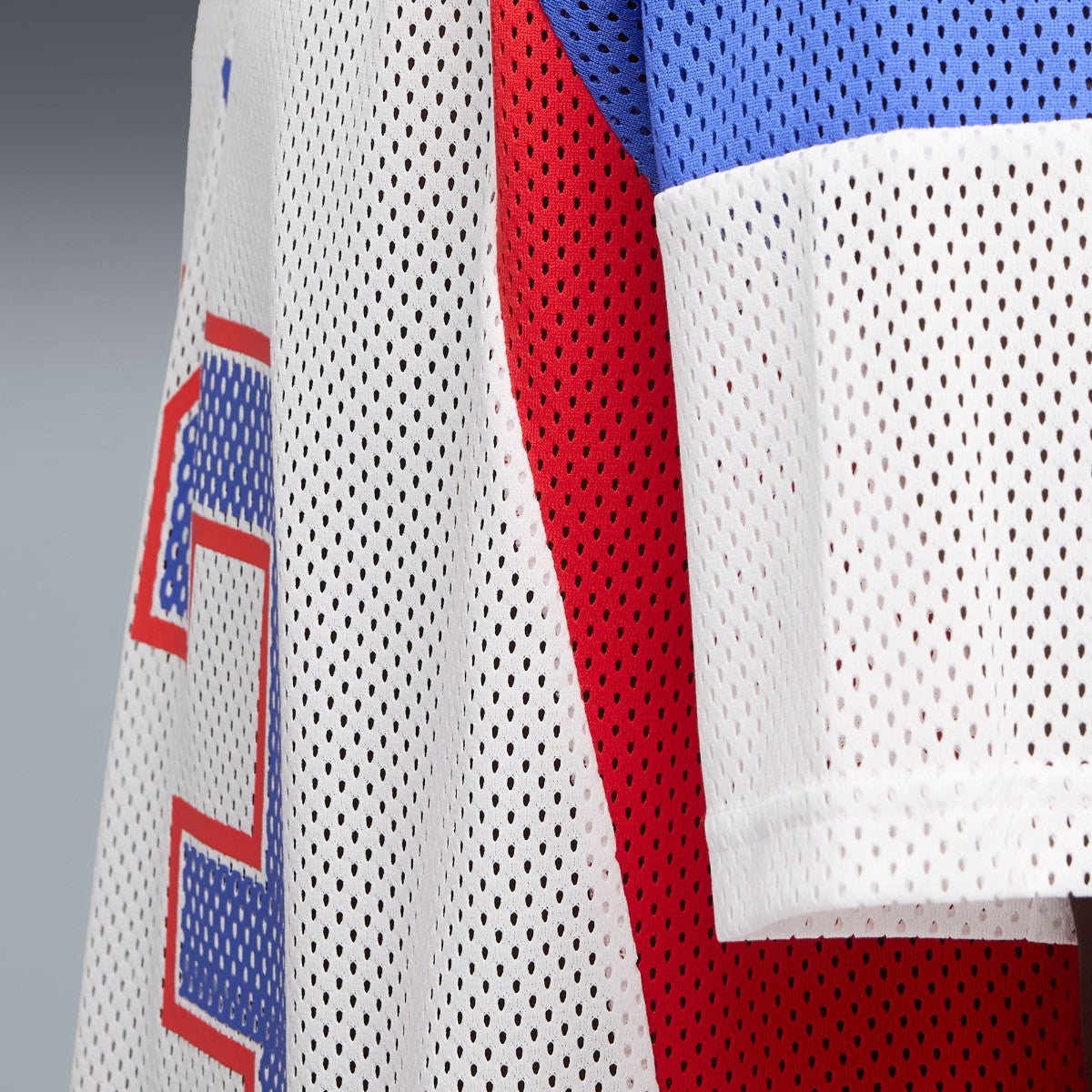 PUMA BASKETBALL OUT OF BOUNDS TEE プーマ バスケットボール アウト オブ バウンズ Tシャツ 634991【メンズ バスケットボールTシャツ メンズ スポーツTシャツ 26SS】