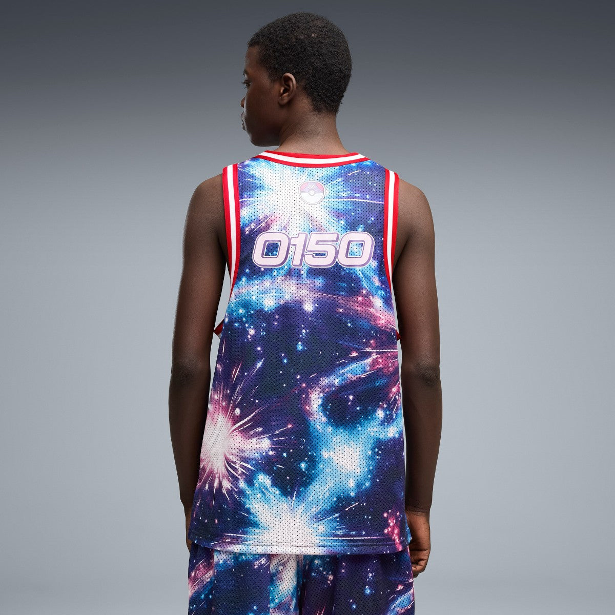 PUMA POKEMON X HOOPS MEWTWO JERSEY プーマ ポケモン × フープス ミュウツー ジャージ 635663【メンズ オーバーサイズTシャツ メンズトップス カジュアルウェア ジャージー素材 26SS】
