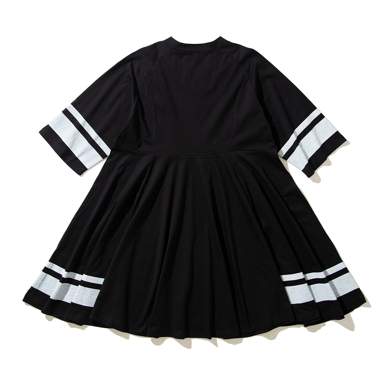 ANNA SUI NYC SPORTS T-SHIRT DRESS アナスイ エヌワイシー スポーツTシャツワンピース 16140385【レディース スポーツテイスト フレアシルエット スタイルアップ 26SS】