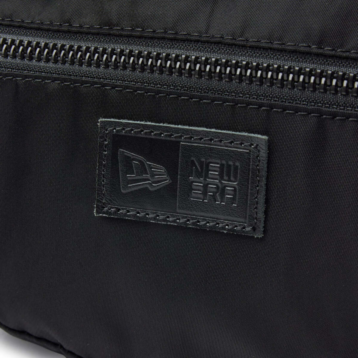 NEW ERA EXPLORER WAIST BAG N ニューエラ エクスプローラー ウエスト バッグ N 14392328【メンズ ナイロン素材 撥水 軽量 26SS】