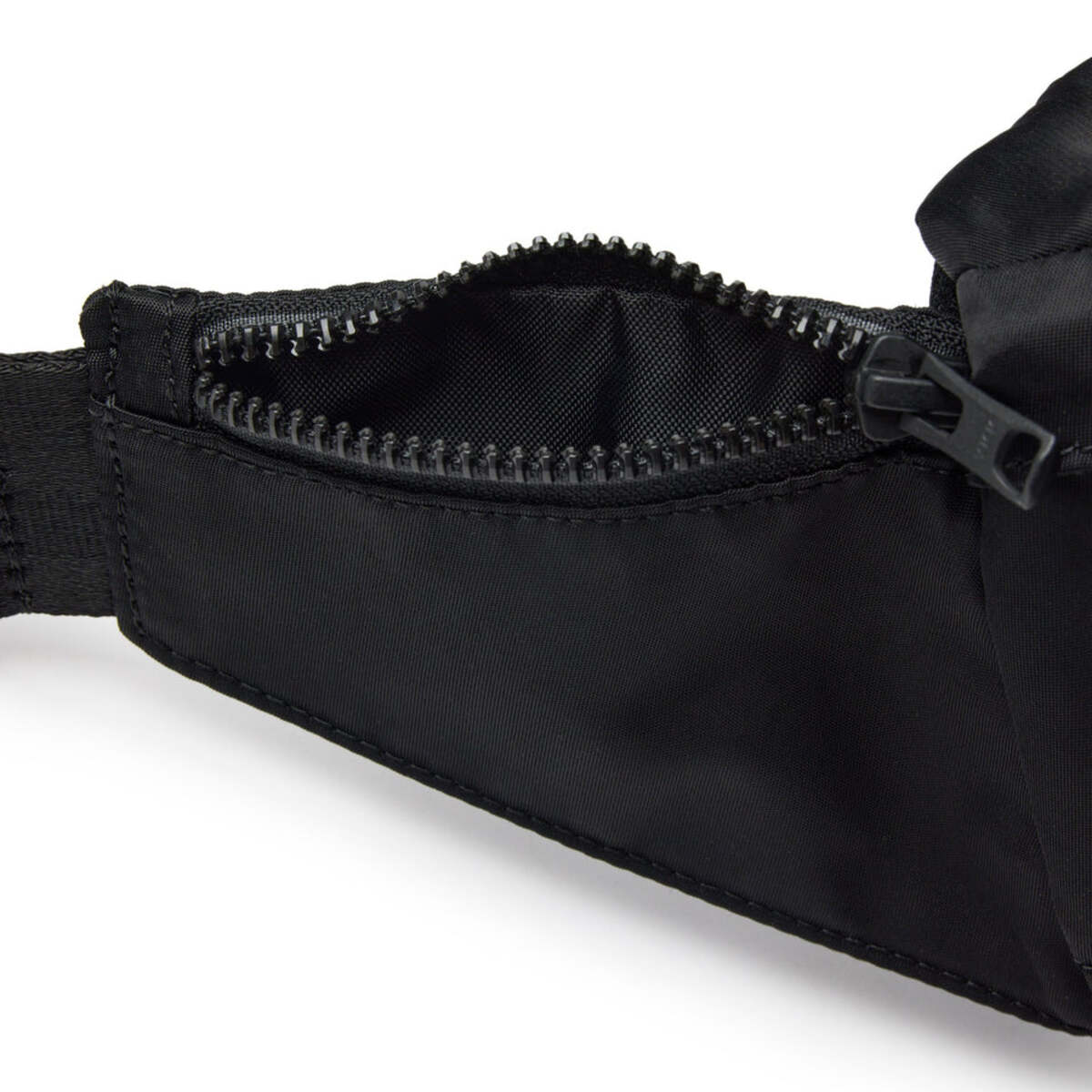 NEW ERA EXPLORER WAIST BAG N 14392328 – Kinetics（キネティクス