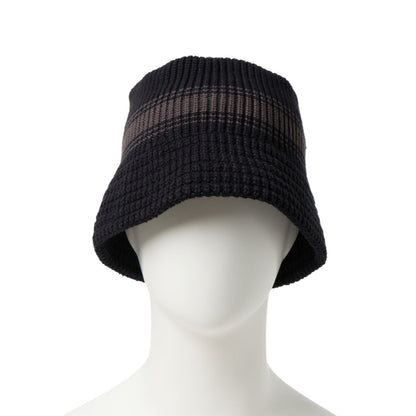 VISOR STICKER KNIT BUCKET