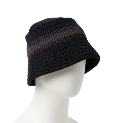 VISOR STICKER KNIT BUCKET
